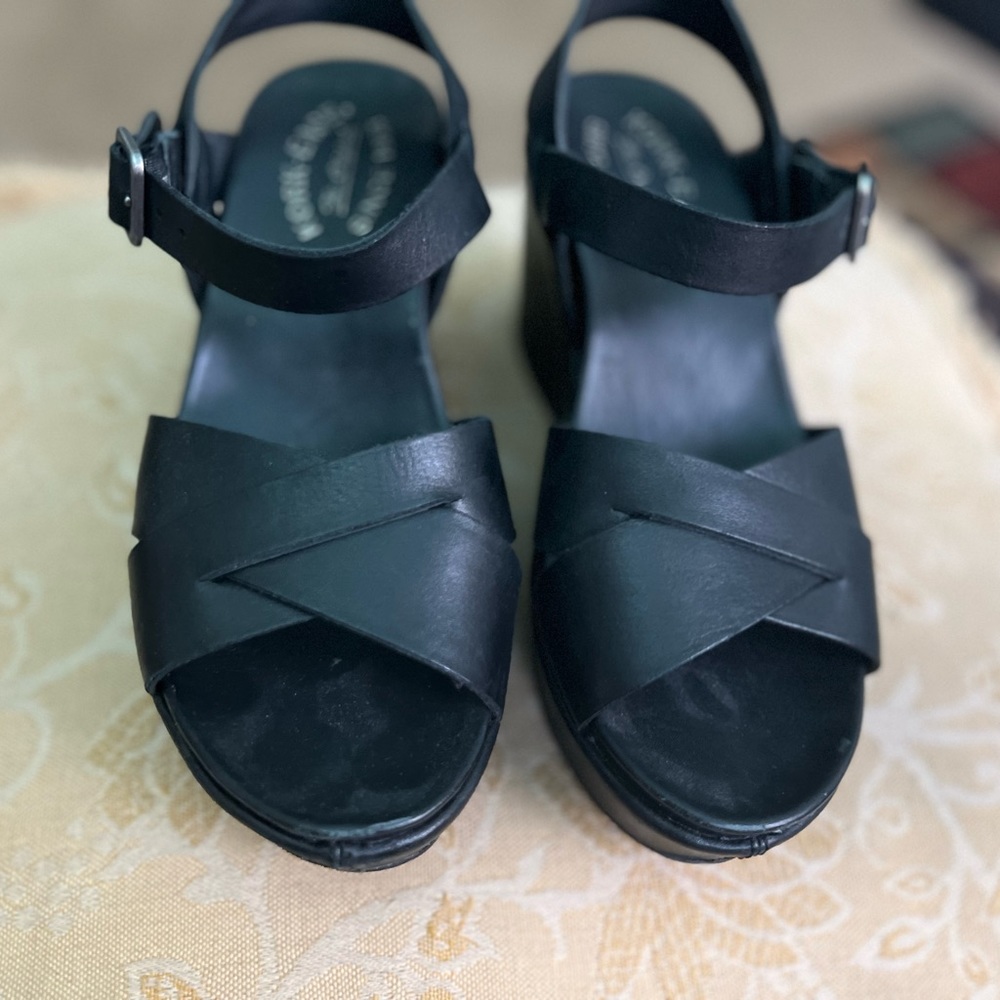  KorkEase Ava Classic Leather Platform Wedge. Wedge… Gem